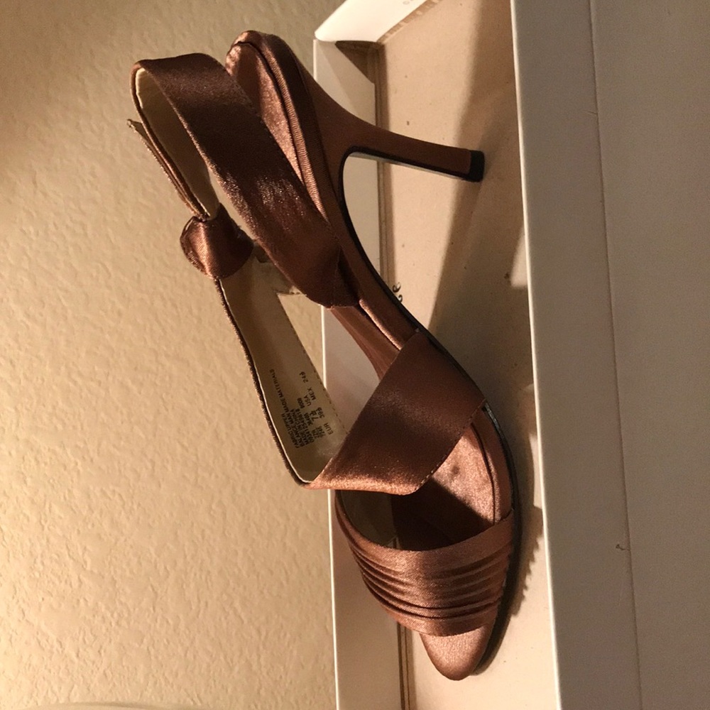 New satin brown Metaphor heels. Size 7.5.